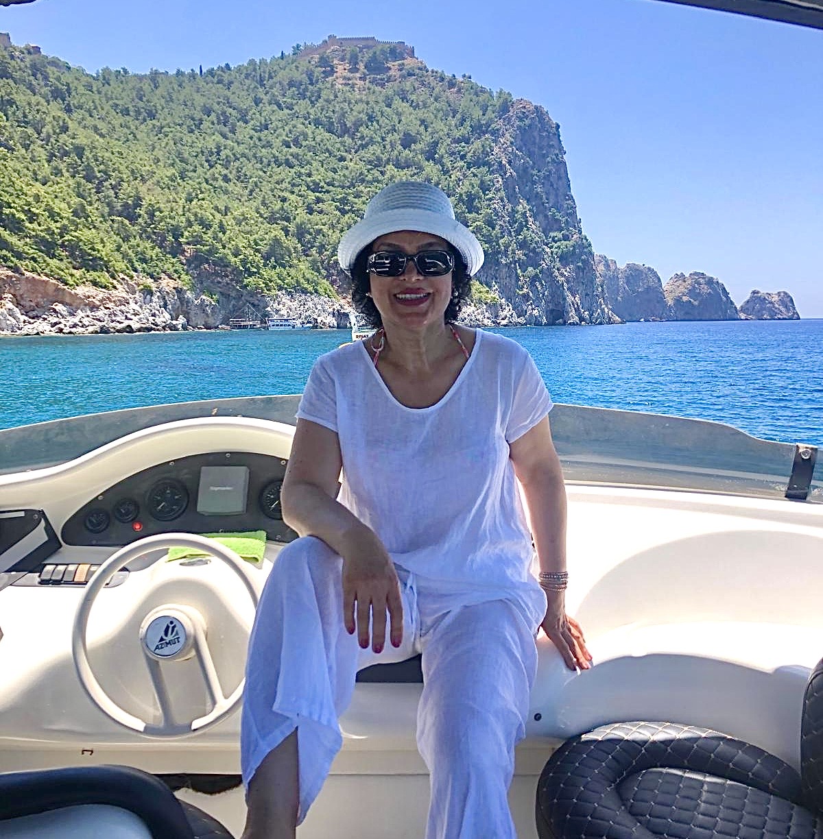 Frau H. Gazanfar, Diplom-Kosmetikerin bei La Meera